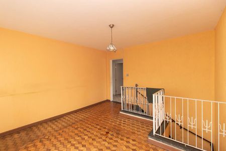 Sala de casa à venda com 3 quartos, 250m² em Jardim Tremembe, São Paulo