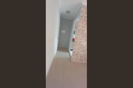 Corredor de apartamento à venda com 2 quartos, 50m² em Cidade Líder, São Paulo