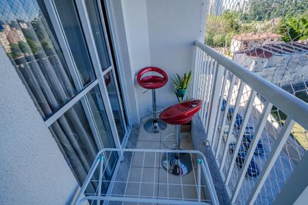 Apartamento à venda com 45m², 2 quartos e 1 vaga Apartamento à venda com 45m², 2 quartos e 1 vagaVaranda