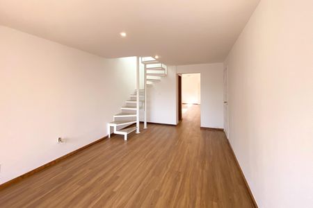 Apartamento à venda com 280m², 4 quartos e 3 vagas Apartamento à venda com 280m², 4 quartos e 3 vagasSala