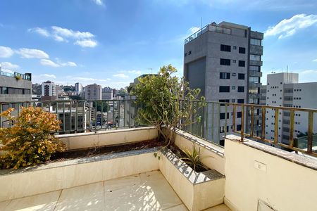 Apartamento à venda com 280m², 4 quartos e 3 vagas Apartamento à venda com 280m², 4 quartos e 3 vagasVaranda Cobertura