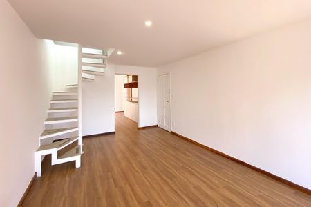 Apartamento à venda com 280m², 4 quartos e 3 vagas Apartamento à venda com 280m², 4 quartos e 3 vagasSala