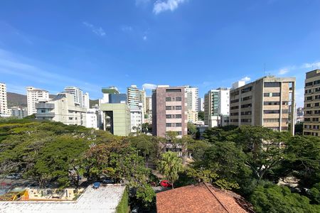 Vista Quarto 4 de apartamento à venda com 4 quartos, 280m² em Sion, Belo Horizonte