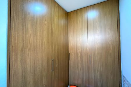 Apartamento à venda com 280m², 4 quartos e 3 vagas Apartamento à venda com 280m², 4 quartos e 3 vagasÁrea de Serviço