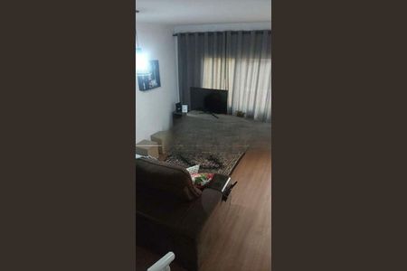 Casa à venda com 2 quartos, 71m² em Jardim Itacolomi, São Paulo