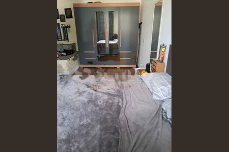 Casa à venda com 2 quartos, 71m² em Jardim Itacolomi, São Paulo