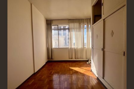 Apartamento à venda com 97m², 3 quartos e sem vagaQuarto 1