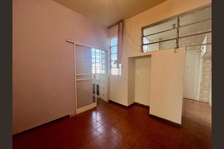 Apartamento à venda com 97m², 3 quartos e sem vagaSala de jantar 