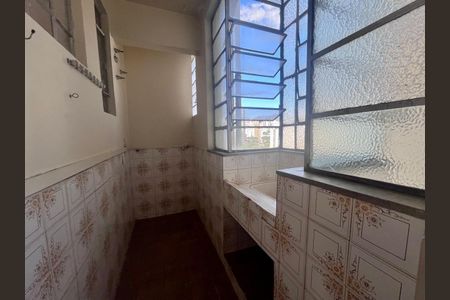 Apartamento à venda com 97m², 3 quartos e sem vagaÁrea de Serviço