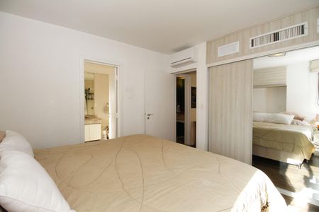 Apartamento à venda com 67m², 1 quarto e 1 vaga Apartamento à venda com 67m², 1 quarto e 1 vagaSuíte