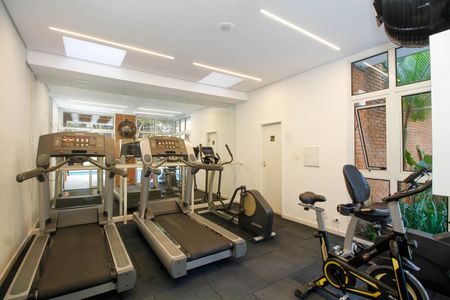 Apartamento à venda com 67m², 1 quarto e 1 vaga Apartamento à venda com 67m², 1 quarto e 1 vagaÁrea Comum - Academia