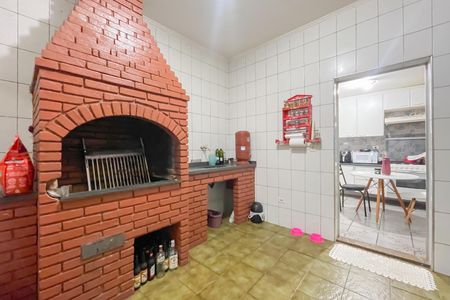 Churrasqueira de casa à venda com 3 quartos, 200m² em Santo Antônio, Osasco