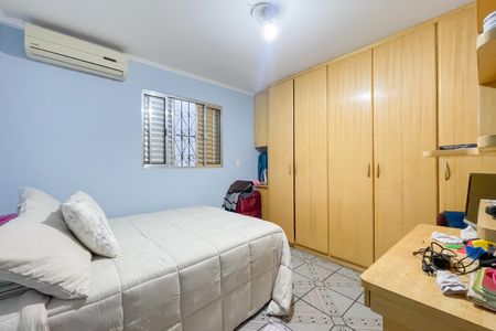 Quarto 2 de casa à venda com 3 quartos, 200m² em Santo Antônio, Osasco