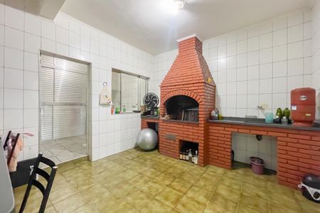 Churrasqueira de casa à venda com 3 quartos, 200m² em Santo Antônio, Osasco