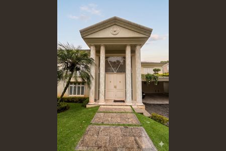 Foto 01 de casa para alugar com 4 quartos, 650m² em Jardim Leonor, São Paulo