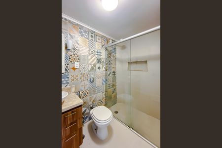 Banheiro de apartamento para alugar com 1 quarto, 60m² em Lapa, São Paulo