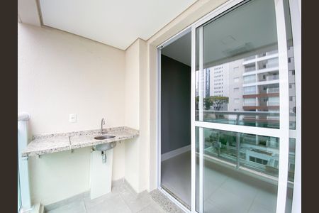 Apartamento à venda com 42m², 1 quarto e 1 vaga Apartamento à venda com 42m², 1 quarto e 1 vagaVaranda