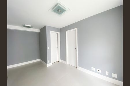 Apartamento à venda com 42m², 1 quarto e 1 vaga Apartamento à venda com 42m², 1 quarto e 1 vagaSala
