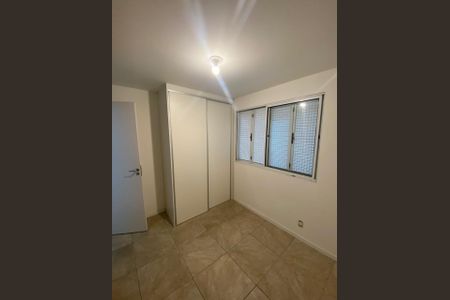 Quarto de casa de condomínio para alugar com 3 quartos, 75m² em Jardim Itu, Porto Alegre