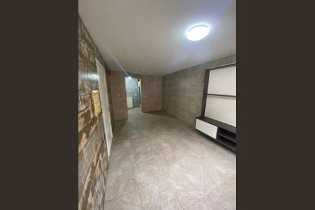Sala de casa de condomínio para alugar com 3 quartos, 75m² em Jardim Itu, Porto Alegre
