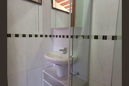 Casa para alugar com 200m², 4 quartos e 3 vagas Casa para alugar com 200m², 4 quartos e 3 vagasBanheiro Suite 2