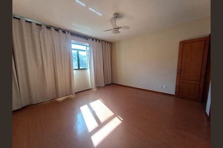 Casa para alugar com 200m², 4 quartos e 3 vagas Casa para alugar com 200m², 4 quartos e 3 vagasSuíte 1