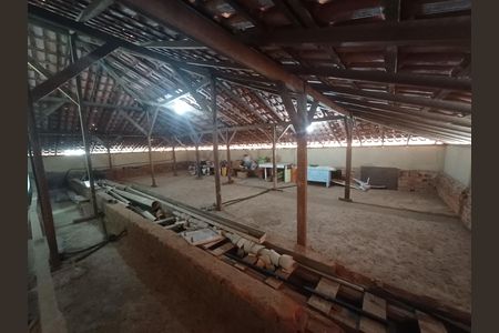 Casa para alugar com 200m², 4 quartos e 3 vagas Casa para alugar com 200m², 4 quartos e 3 vagasSoton