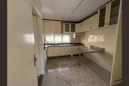 Cozinha de apartamento para alugar com 3 quartos, 103m² em Setor Bueno, Goiânia
