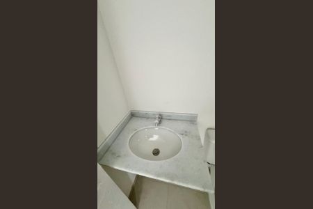 Apartamento para alugar com 44m², 2 quartos e 1 vaga Apartamento para alugar com 44m², 2 quartos e 1 vagaBanheiro