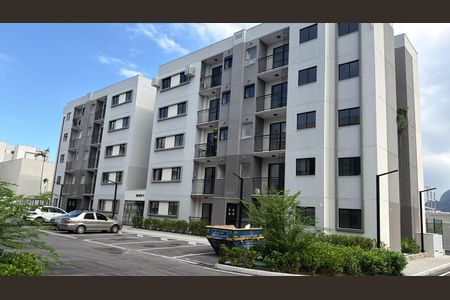 Apartamento para alugar com 44m², 2 quartos e 1 vaga Apartamento para alugar com 44m², 2 quartos e 1 vagaFachada