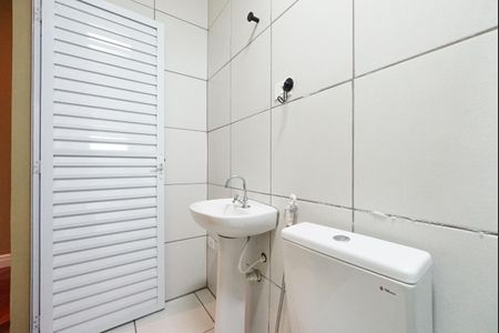 Casa para alugar com 61m², 1 quarto e sem vagaSuíte 