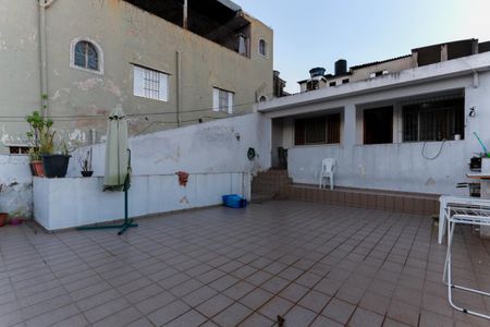 Casa à venda com 145m², 2 quartos e 4 vagasTerraço