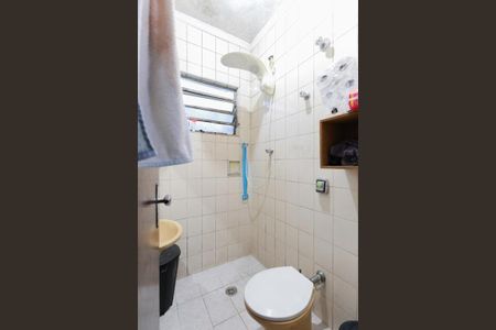 Casa à venda com 145m², 2 quartos e 4 vagasBanheiro da suíte