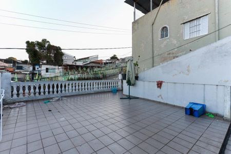 Casa à venda com 145m², 2 quartos e 4 vagasTerraço