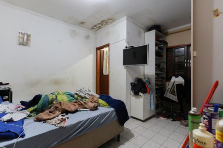 Casa à venda com 145m², 2 quartos e 4 vagasSuíte