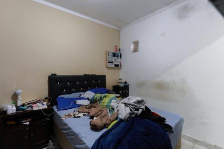 Casa à venda com 145m², 2 quartos e 4 vagasSuíte