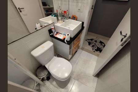Apartamento para alugar com 64m², 2 quartos e 1 vagaBanheiro - torneira
