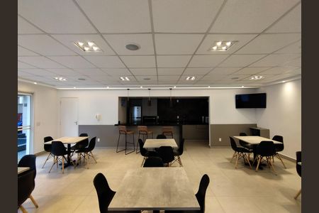 Apartamento à venda com 69m², 3 quartos e 1 vaga Apartamento à venda com 69m², 3 quartos e 1 vagaÁrea comum - Salão de festas