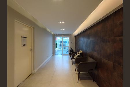 Apartamento à venda com 69m², 3 quartos e 1 vaga Apartamento à venda com 69m², 3 quartos e 1 vagaHall de entrada