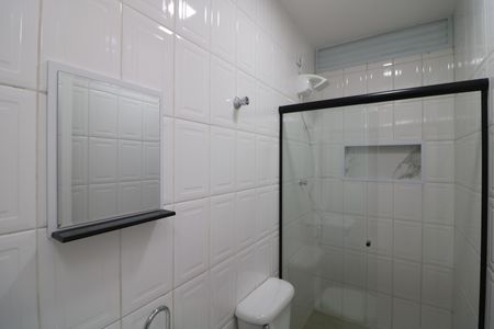Banheiro de apartamento para alugar com 1 quarto, 38m² em Vila Prudente, São Paulo