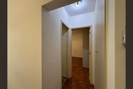 Apartamento à venda com 40m², 1 quarto e 1 vaga Apartamento à venda com 40m², 1 quarto e 1 vagaCorredor