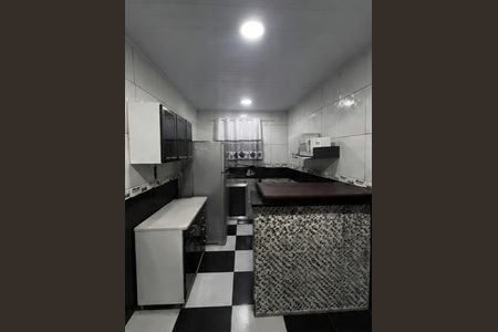 Cozinha de casa para alugar com 3 quartos, 70m² em Centro, Nilópolis
