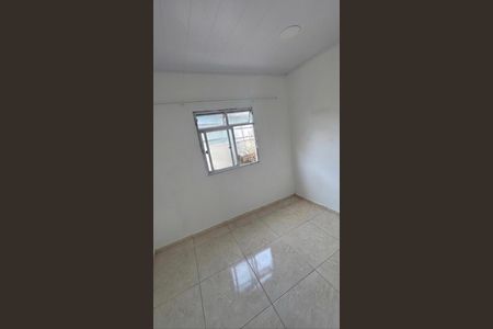 Quarto 2 de casa para alugar com 3 quartos, 70m² em Centro, Nilópolis