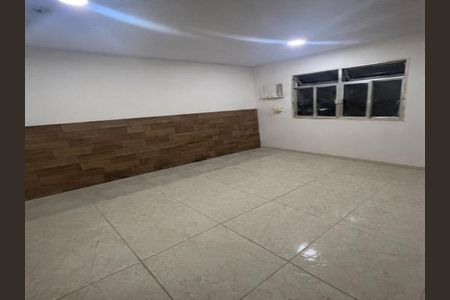 Casa para alugar com 3 quartos, 70m² em Centro, Nilópolis