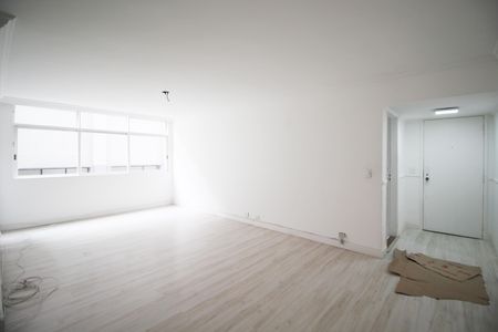 Sala de apartamento para alugar com 2 quartos, 101m² em Indianópolis, São Paulo