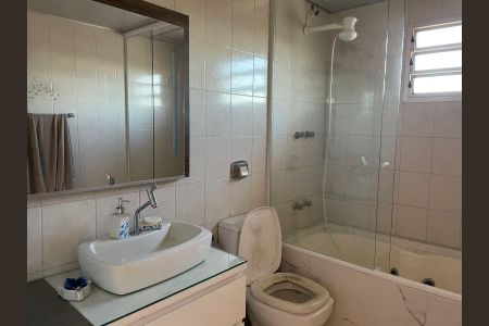 Casa para alugar com 280m², 2 quartos e 2 vagas