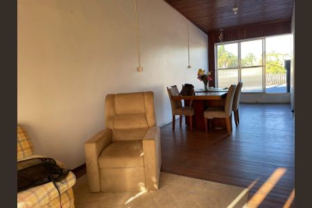 Casa para alugar com 280m², 2 quartos e 2 vagas