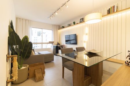 Sala de apartamento para alugar com 2 quartos, 62m² em Jardim Santa Emilia, São Paulo