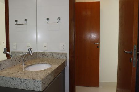 Apartamento para alugar com 150m², 4 quartos e 3 vagasBanheiro 3