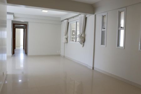 Apartamento para alugar com 150m², 4 quartos e 3 vagasSala